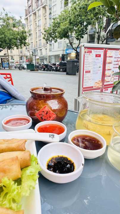 A Paris café