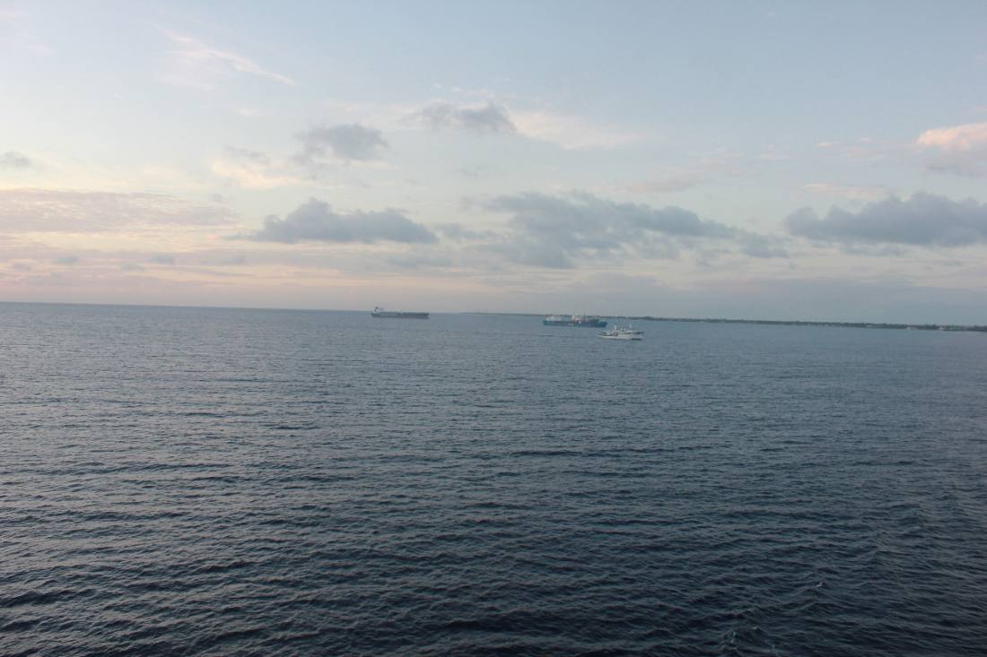 Beaches & the Bahamas Crossing