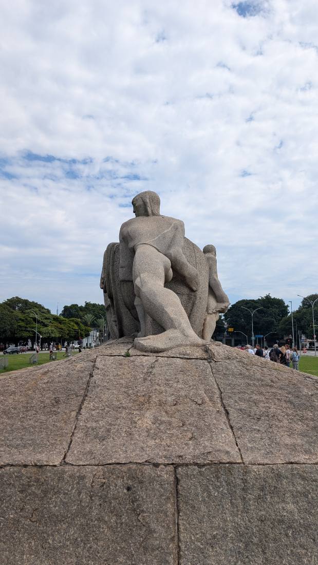 Sao Paulo — monuments & street art