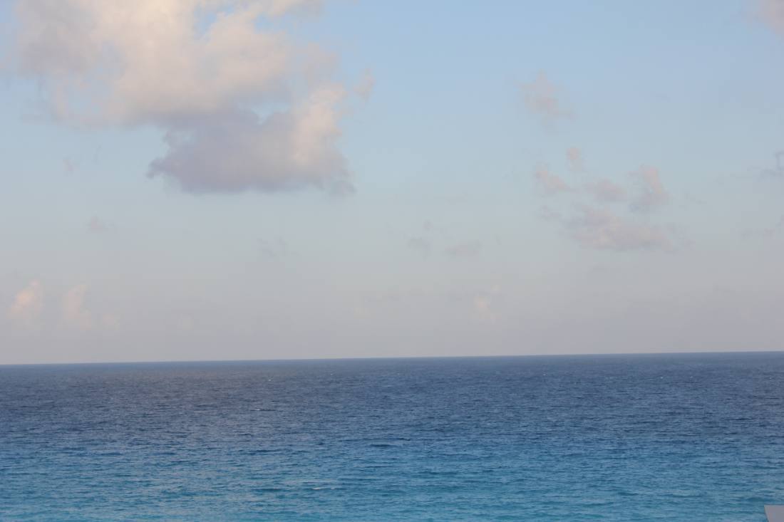 The hotel zone & the Caribbean