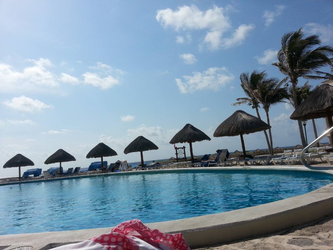 The hotel zone & the Caribbean
