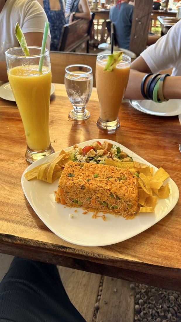 A Costa Rican table