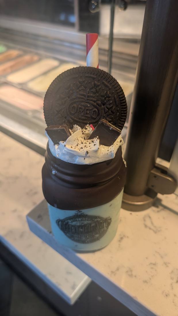 Universal & the food