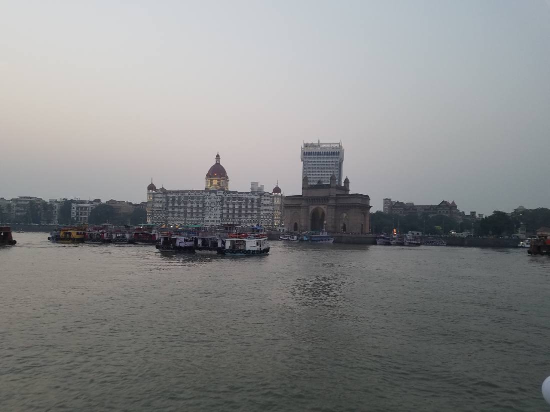 Mumbai — Gateway, CSMT & the Taj