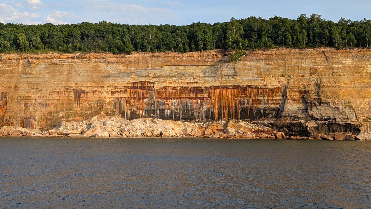 Pictured Rocks by boat