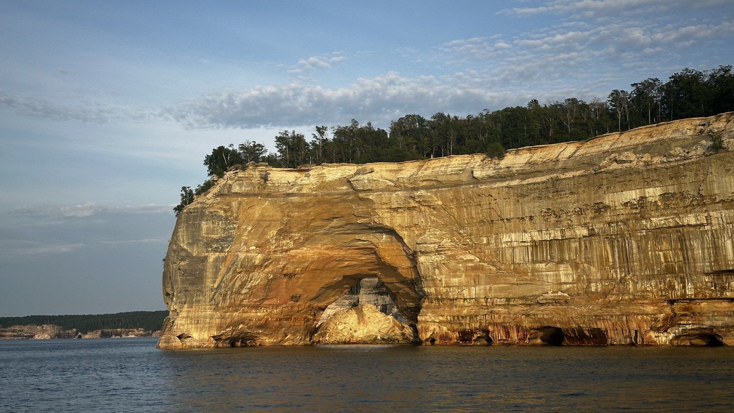 Pictured Rocks by boat