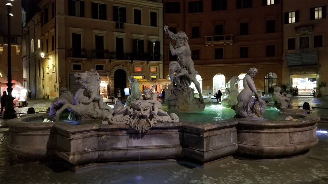 The Pantheon & the fountains