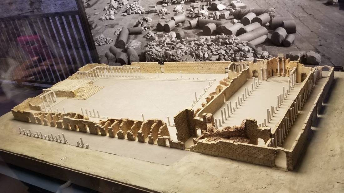 The Forum & the Colosseum