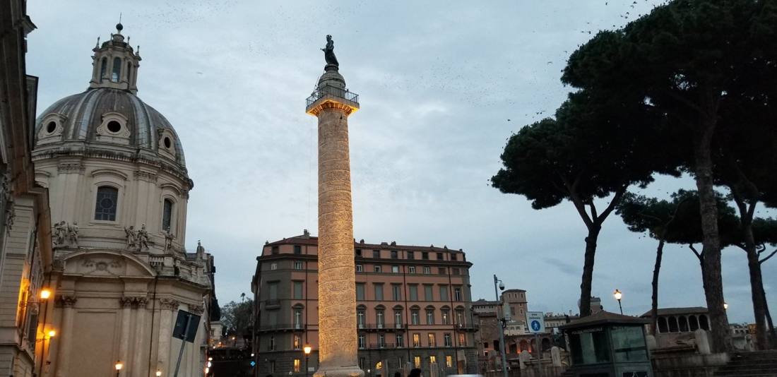 Rome's piazzas & monuments