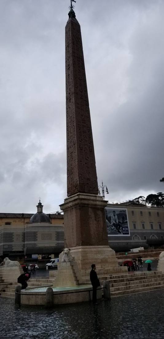 Rome's piazzas & monuments