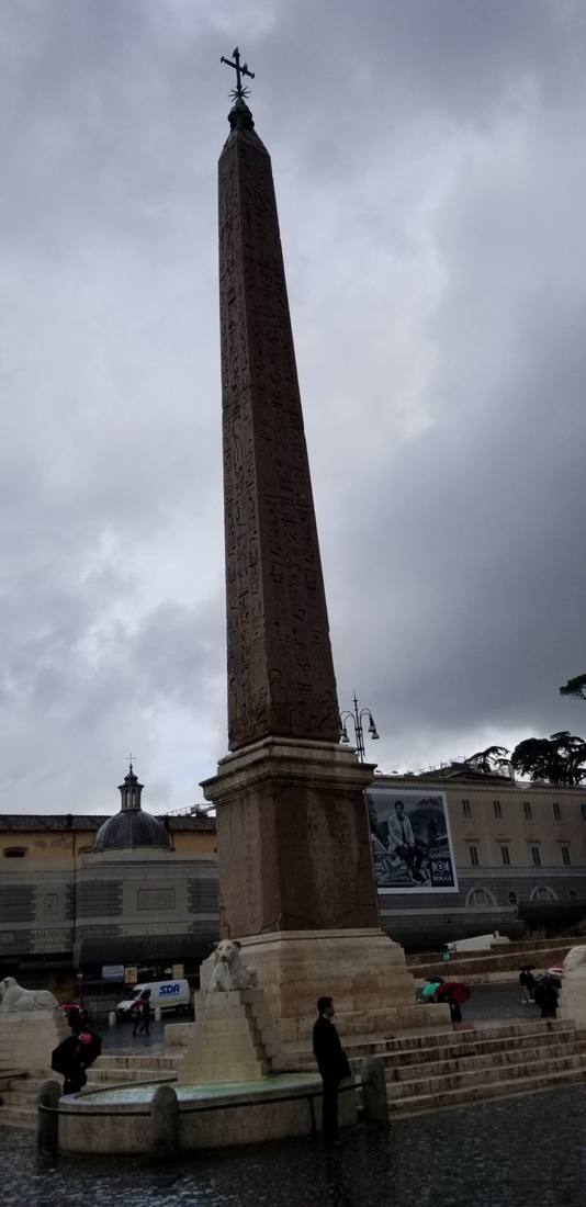Rome's piazzas & monuments