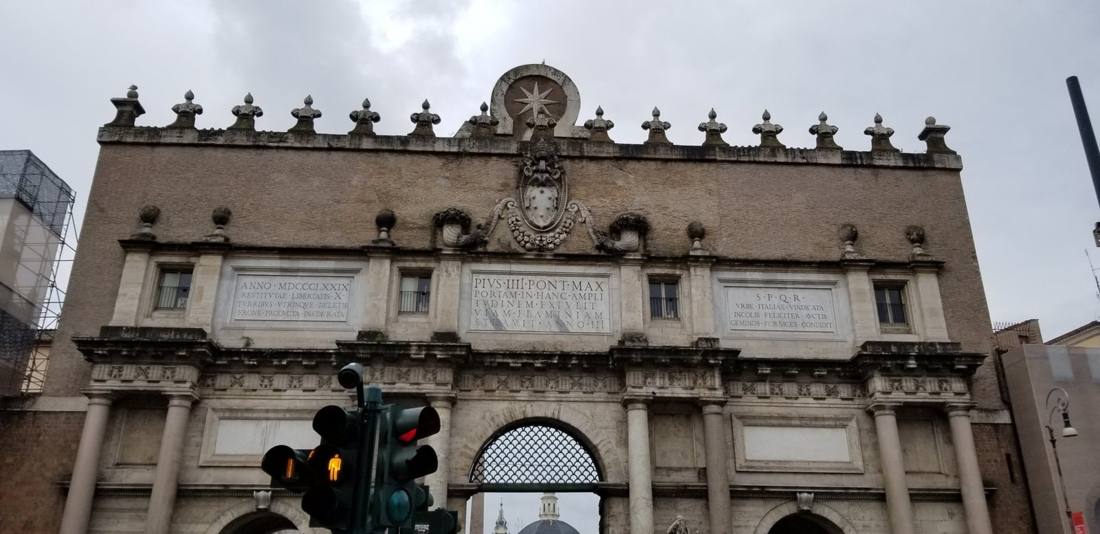 Rome's piazzas & monuments