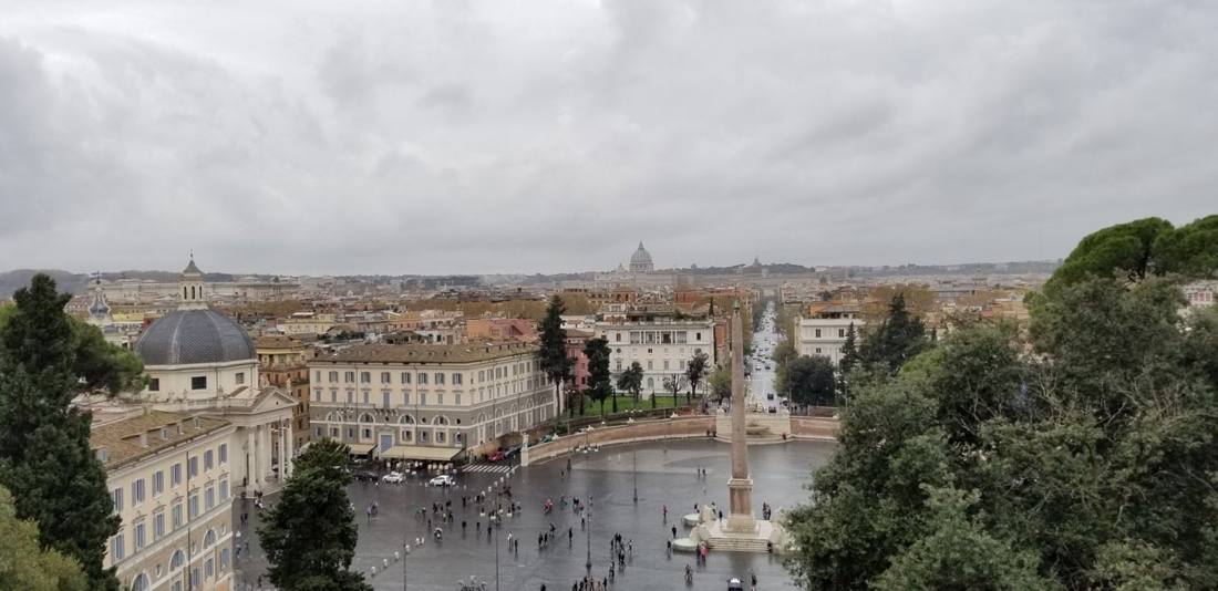 Rome's piazzas & monuments