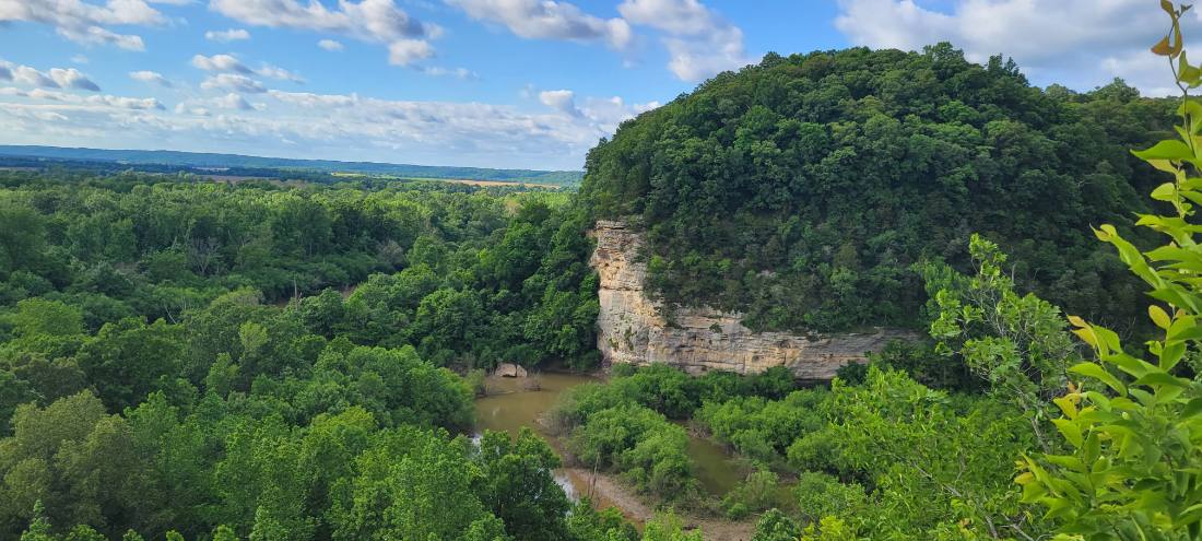 Forest Trails & Canyons