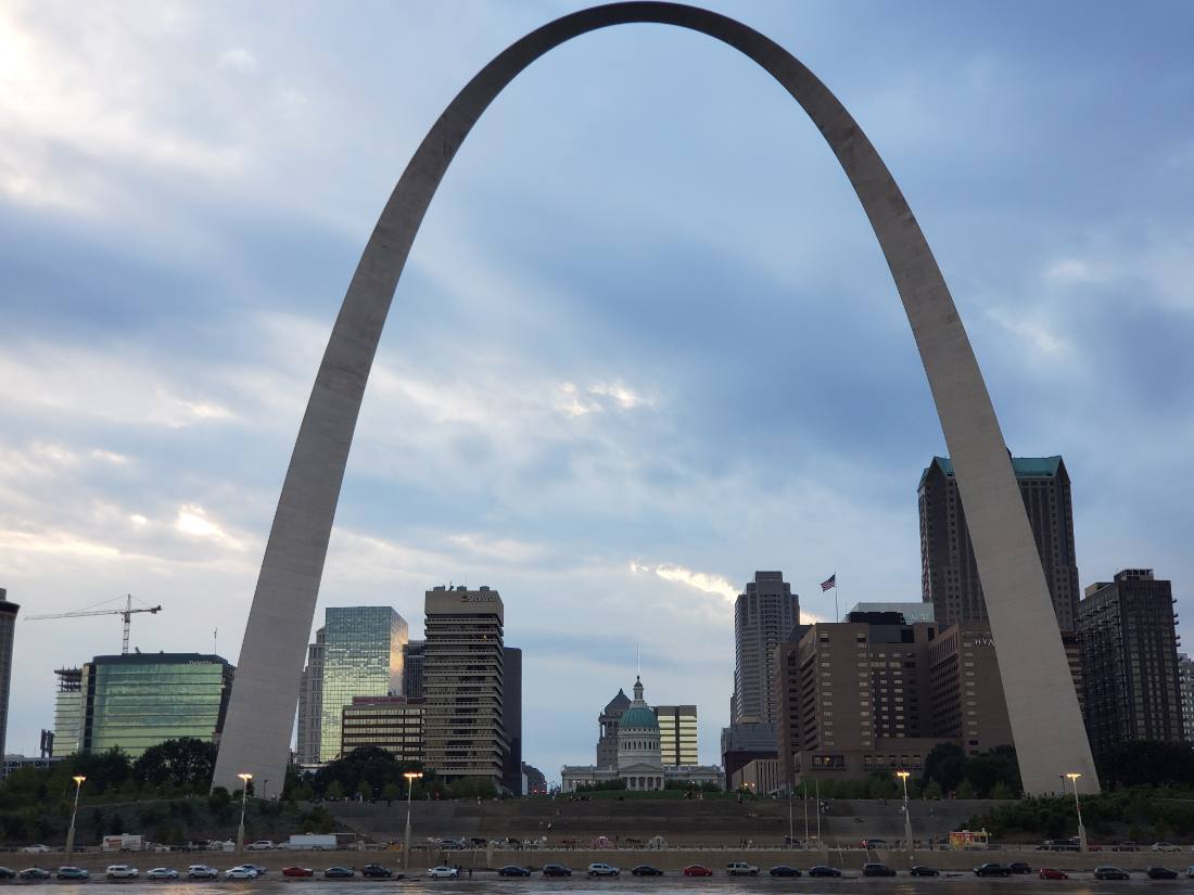 The Gateway Arch & the riverfront