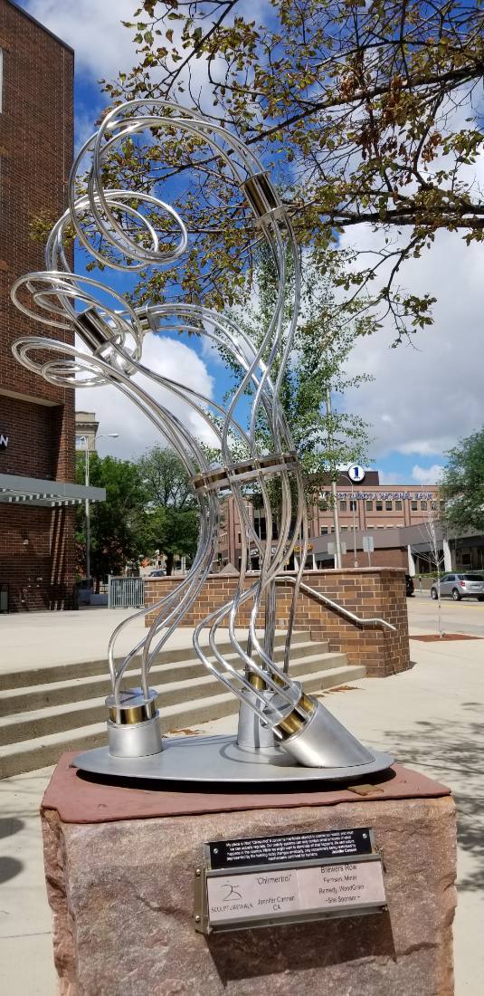 Westward — statues, plains & towns