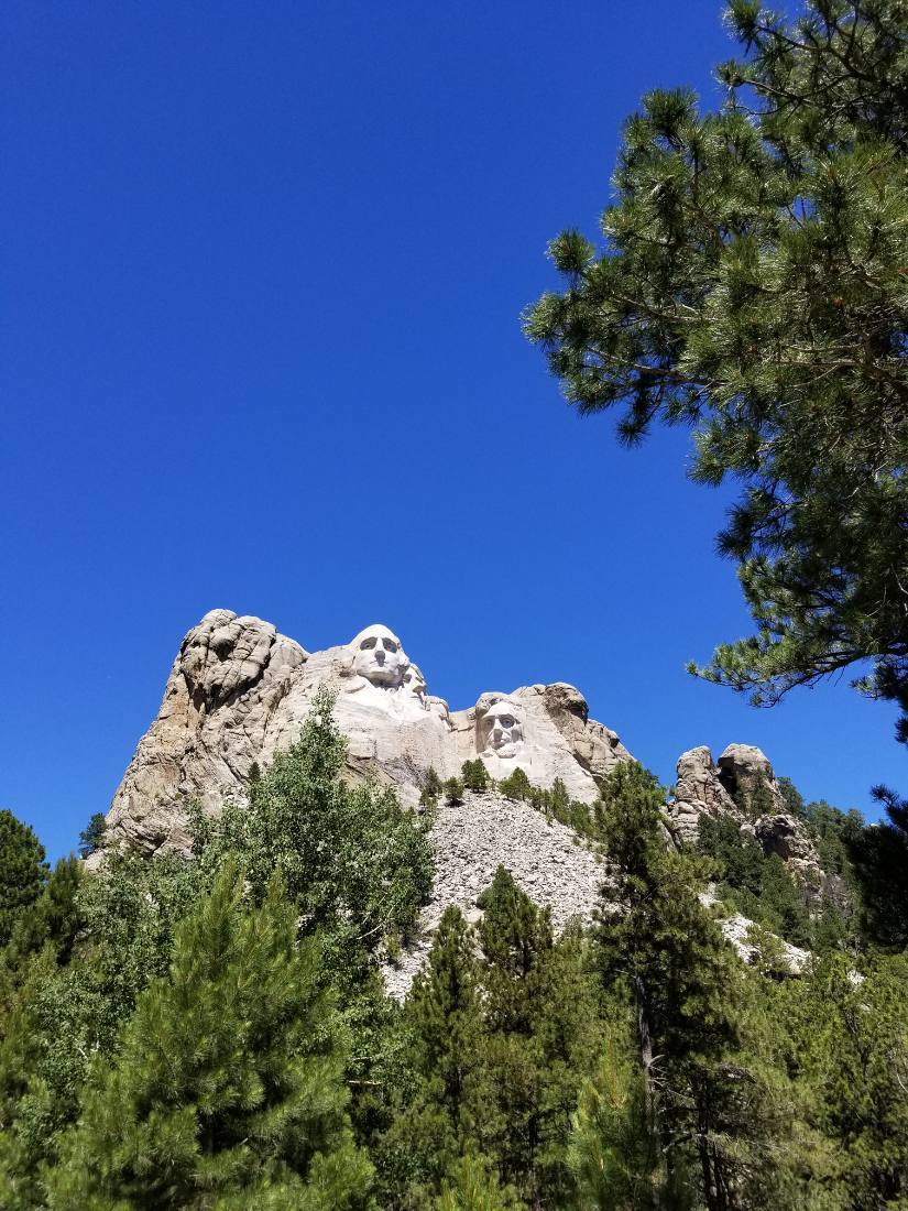 Westward — statues, plains & towns